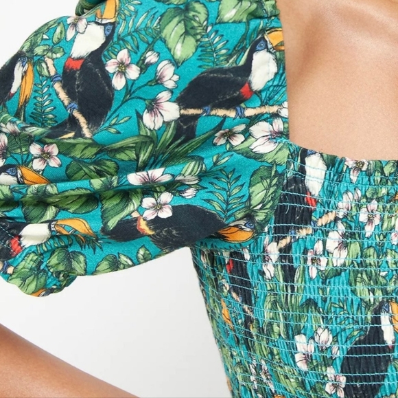 Anthropologie Dolan Left Coast Smocked Puff-Sleeved Top in GREEN M NEW - Picture 4 of 9